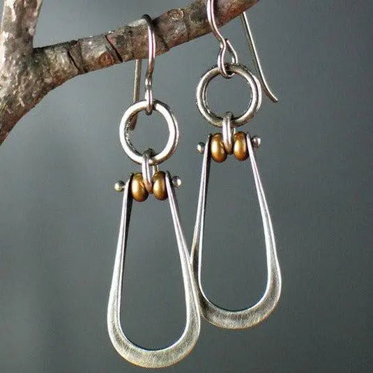 Stare srebrne wiszące kolczyki z zawieszkami