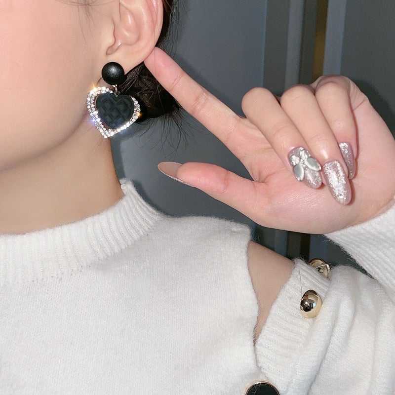 Kolczyki Ciemne Serce w Złocie